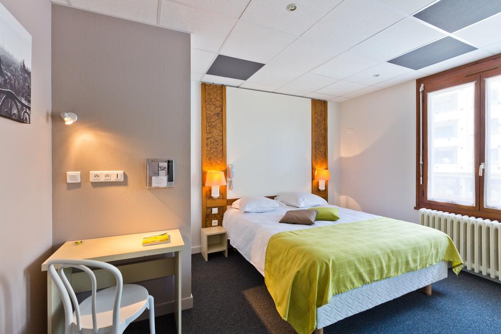 Logis - Hotel Restaurant Bellevue Annecy Luaran gambar